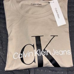 Brand New With Tags Calvin Klein Men’s 2XL XXL T shirt