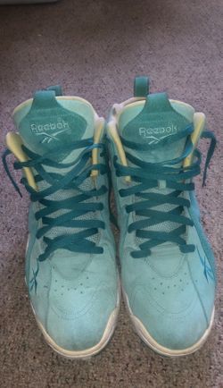 REEBOK “ SHAWN KEMPS” SIZE13
