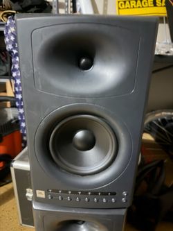 JBL powered studio monitors LSR4326P