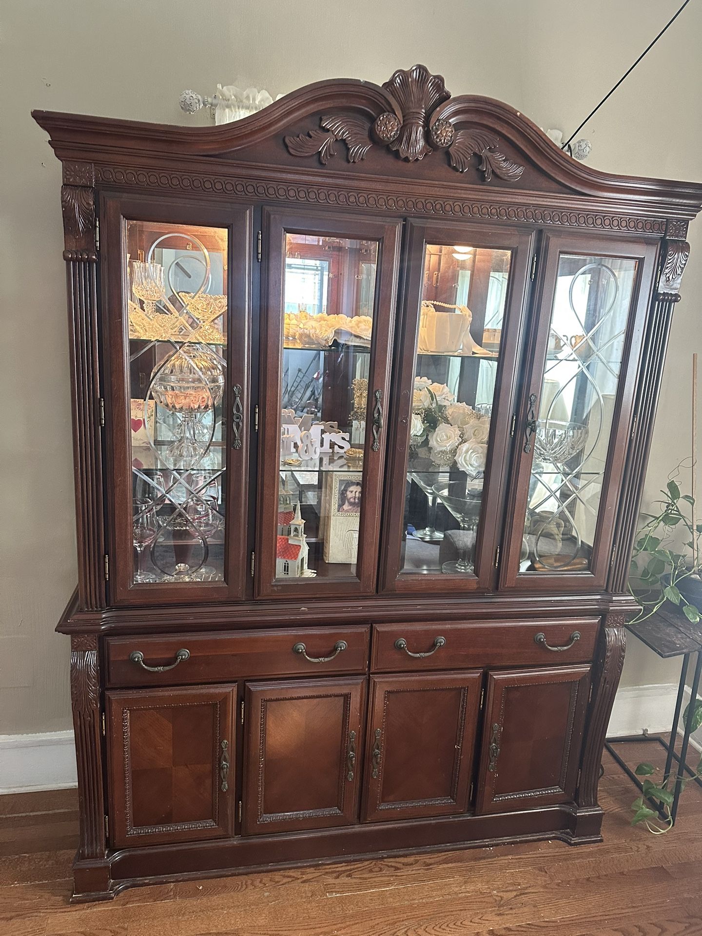 Dinette Set Cherry Colored Wood