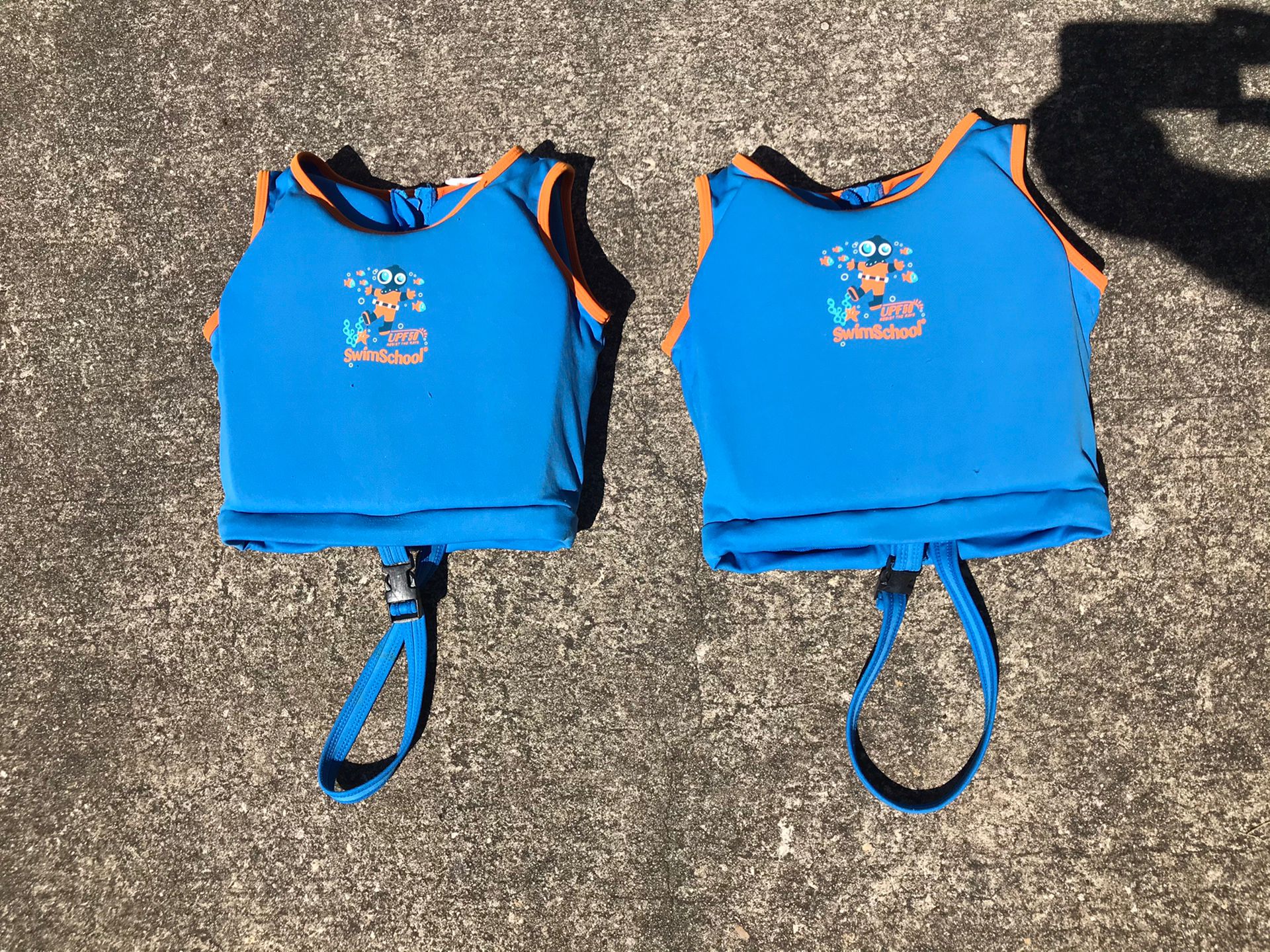 Swimming Jacket Kids Age 3-6, Qty 2