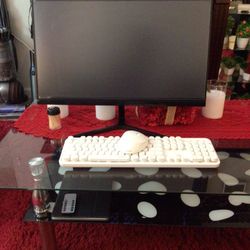 24 Inch Monitor With Mouse And Keyboard