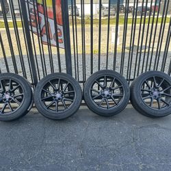 SET OF SEMI USED RIMS With Semi New Tires