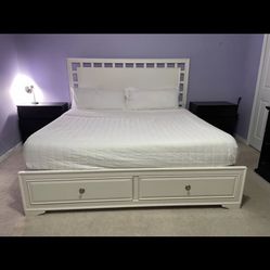 King Size Bed Fram  (mattress Not Included) 