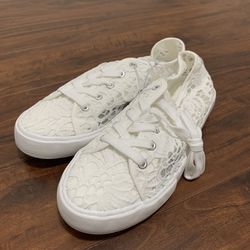 $30 NEW white wedding sneakers size 9