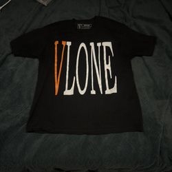 Vlone Staple T-shirt in black men’s large