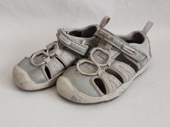 Baby Sz 7 Keen Silver And Gray Closed Toe Sandals Sparkle
