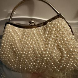 Pearl Bridal Clutch