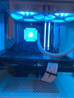 White Gaming PC – Ryzen 7 5800X, RX 6700 XT 12GB, 32GB RAM, 2TB NVMe, Liquid Cooled RGB