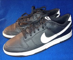 Men's Size 10 Nike Dunk Low Black Panda 2.0