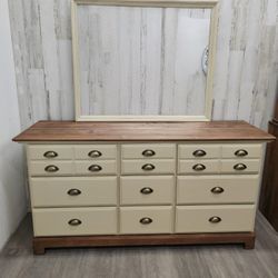 Solid Maple 9-Drawer Dresser 