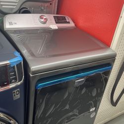 New Scratch And Dent Maytag Dryer. 1 Year Warranty 