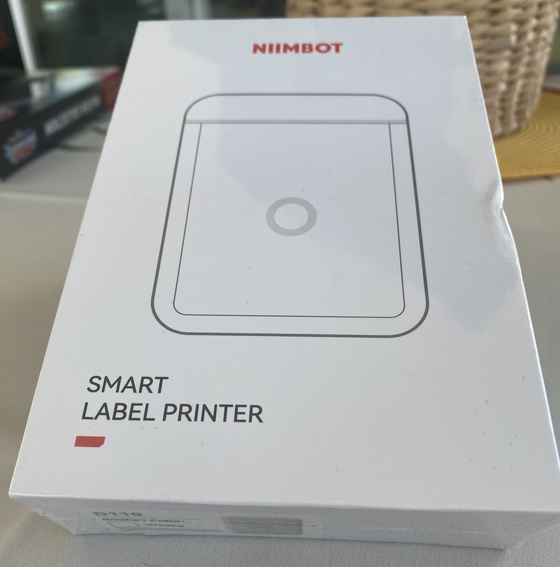 NIIMBOT BLUETOOTH SMART LABEL PRINTER