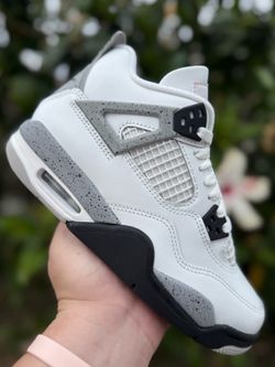 Jordan 4 ‘White Cement’ size 10