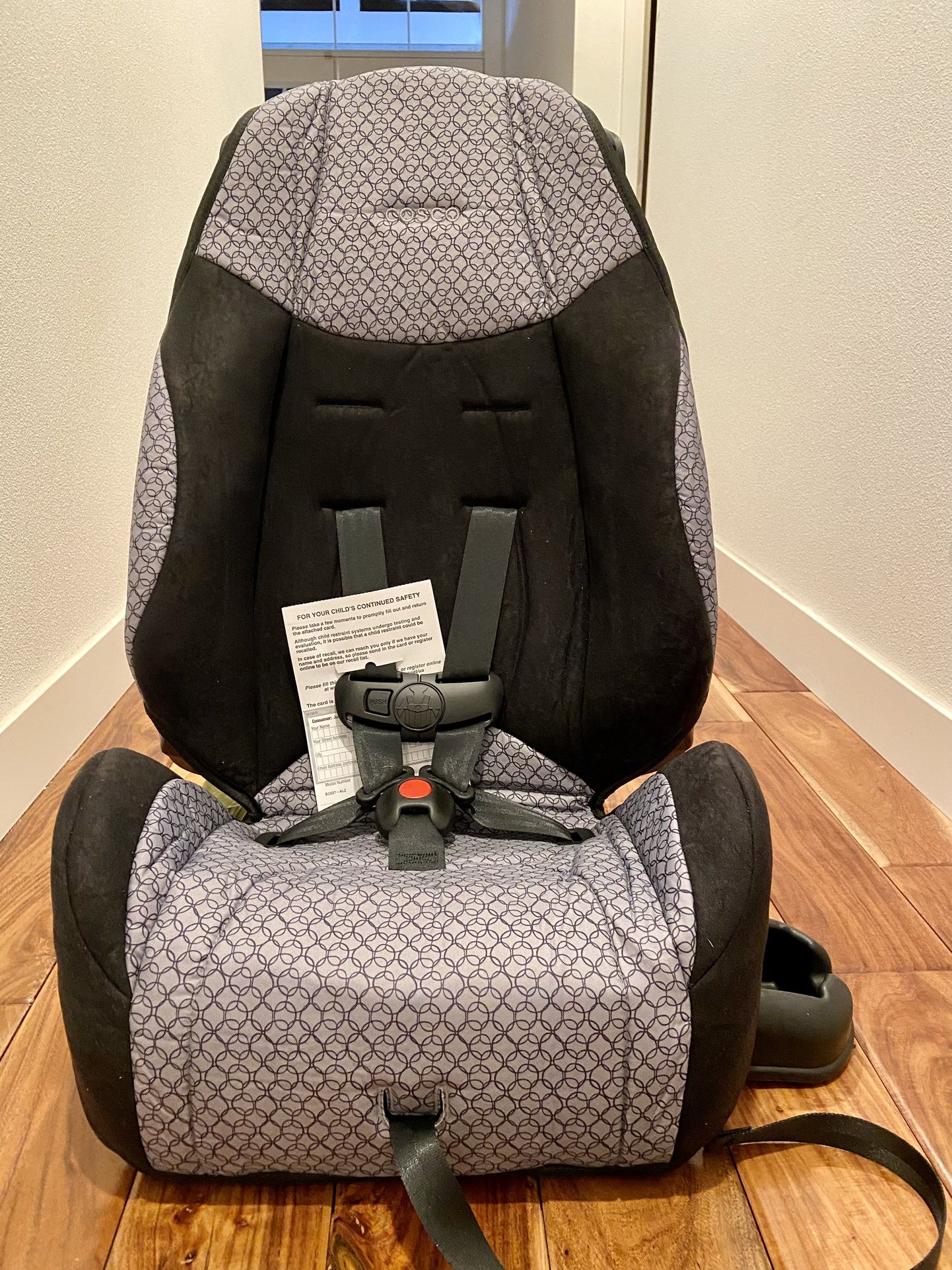 Cosco High Back Booster Car Seat (NEW) for Sale in Enumclaw, WA OfferUp