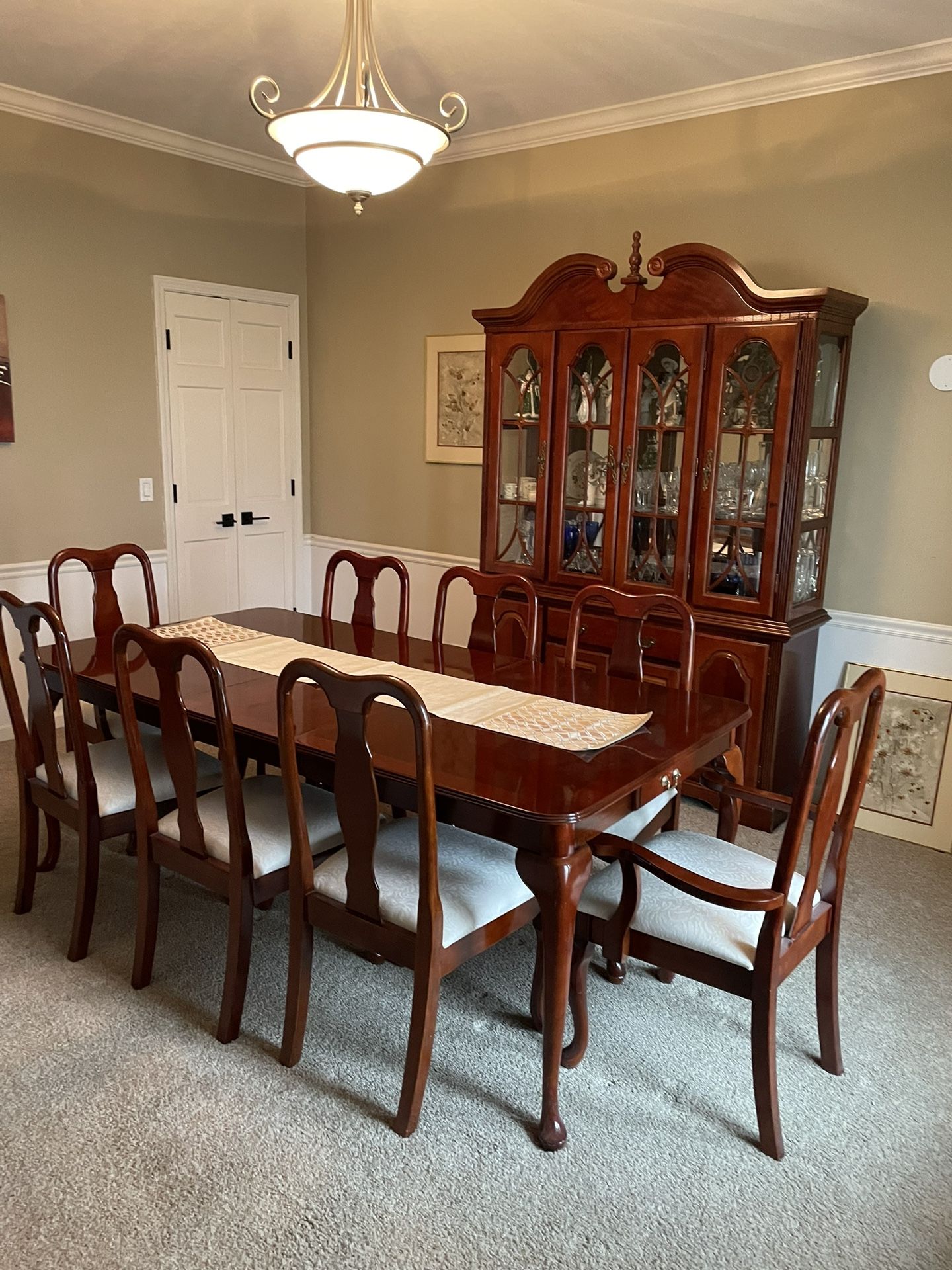 OBO! Queen Anne Cherry Dining Table Set (table, Buffet,