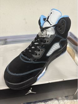 Jordan 5 unc