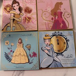 Exclusive Disney Princesses Makeup Palette + Gift