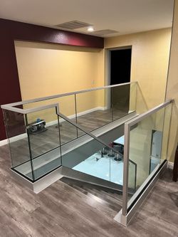 Glass Railings Staircase 