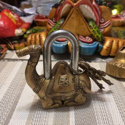 Brass Camel Padlock With 2 Keys