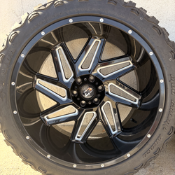 24x12” wheels 35x12.5” M/T