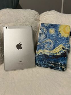Apple iPad mini 2 – 16GB – Silver – Case Included