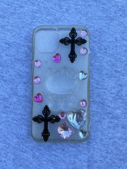hello kitty iphone 13 case