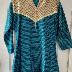 New M-L  Tunic Teal And Gold Top  