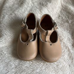 Adelisa & Co Size 5