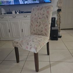 Set Of 8 Dining Chairs