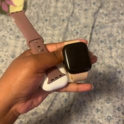 Air POD Pros 2 And Apple Watch