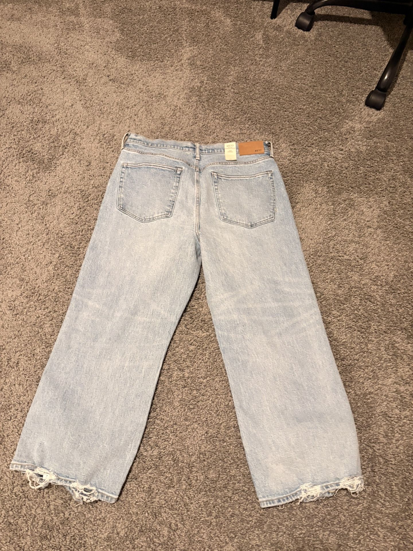 AE77 Jeans