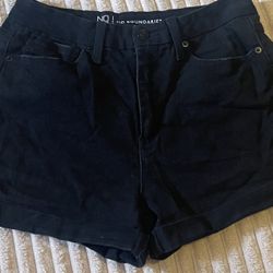 Women’s Shorts (Med.7/8/9)