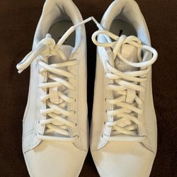 Women’s Shoes Size 6