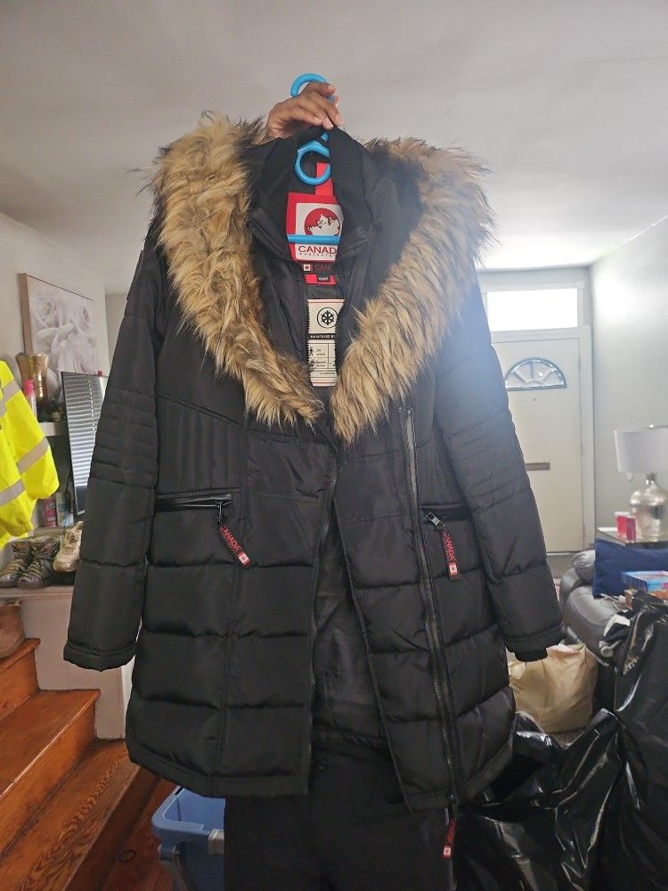 Canada Down Jacket NEW
