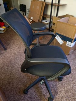Black mesh office chair