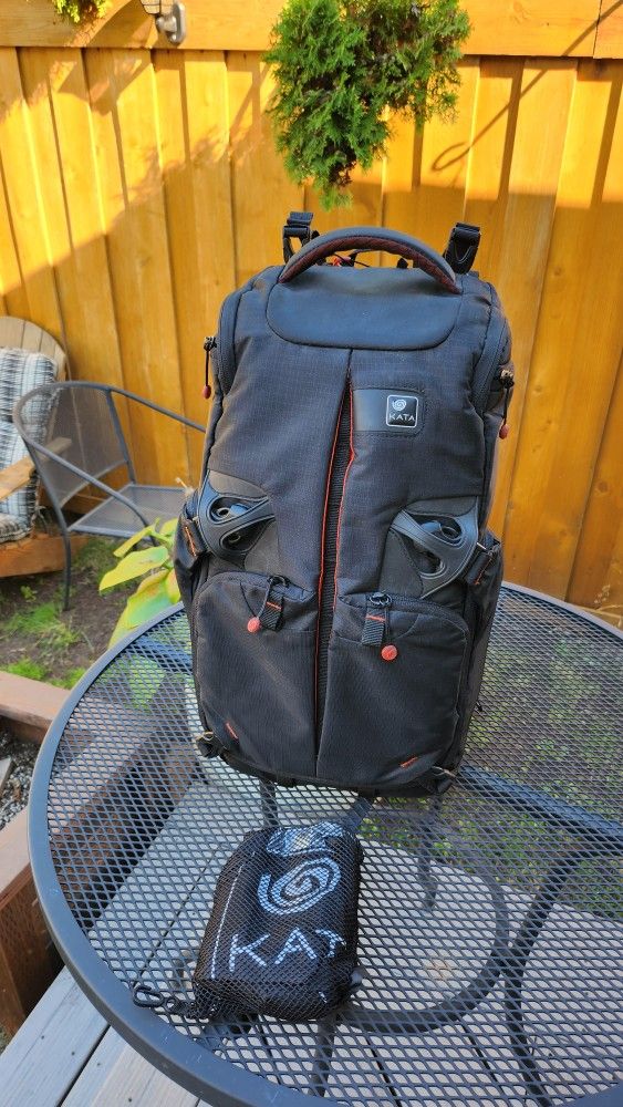 KATA 3N1-25 Pro-light DLSR Backpack