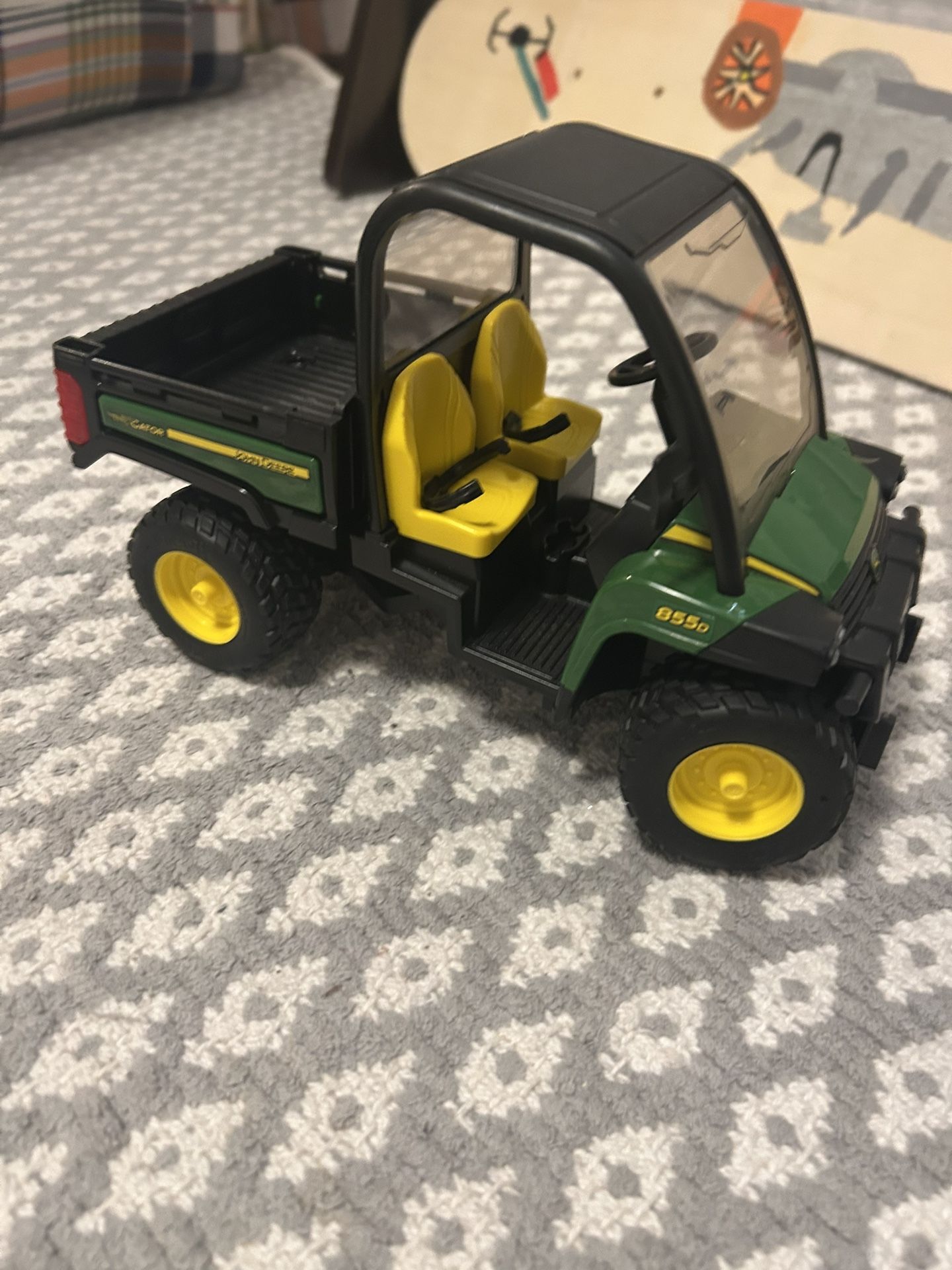 Bruder John Deere Gator XUV