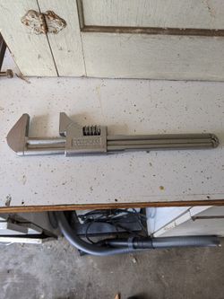 C715 Crescent Wrench