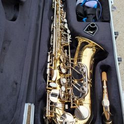 Alto Saxophone Selmer AS400 