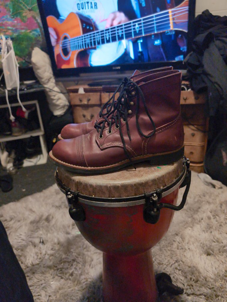 Red Wing Boots/Iron Ranger Model