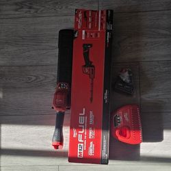 Milwaukee Hedge Trimmer 