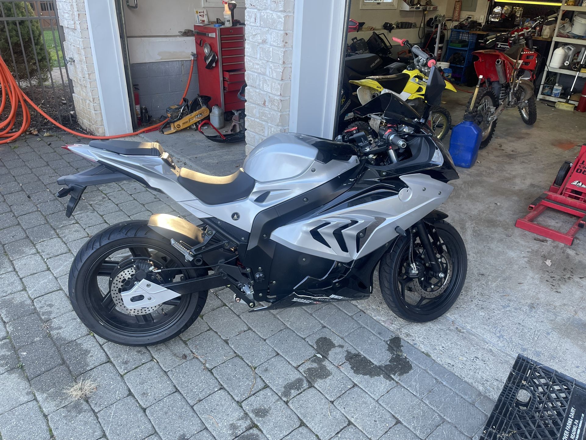 Electric Motorcycle 