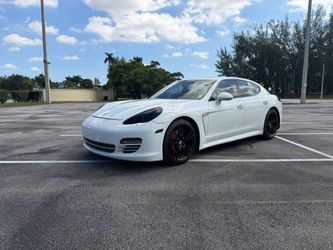 2013 Porsche Panamera