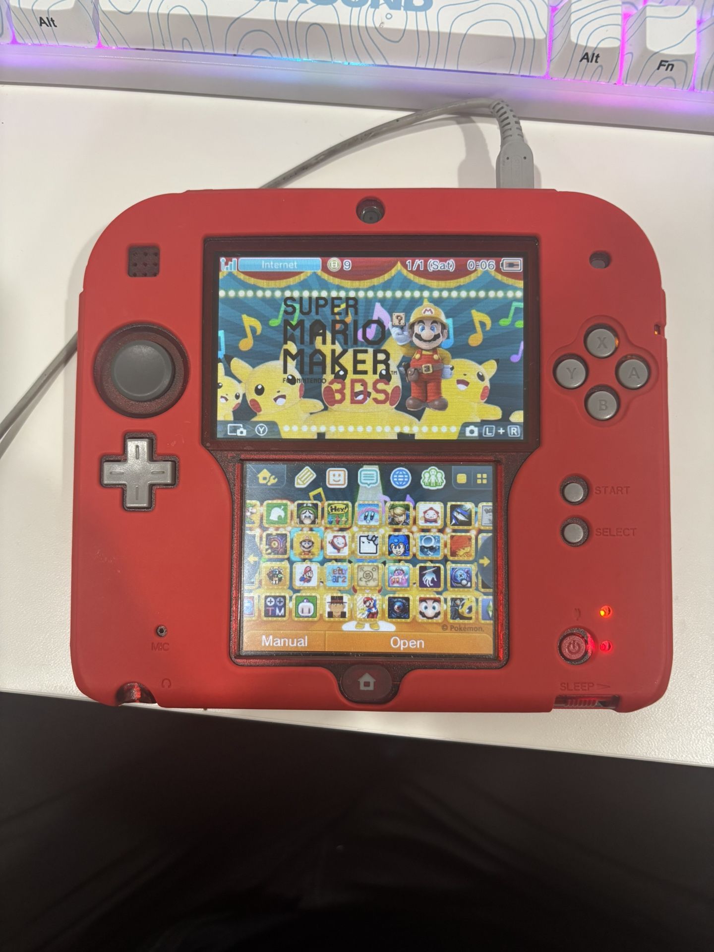Nintendo 2Ds ( Clear Red Version) 128 Gb