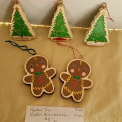 Wooden Christmas Tree Ornaments 