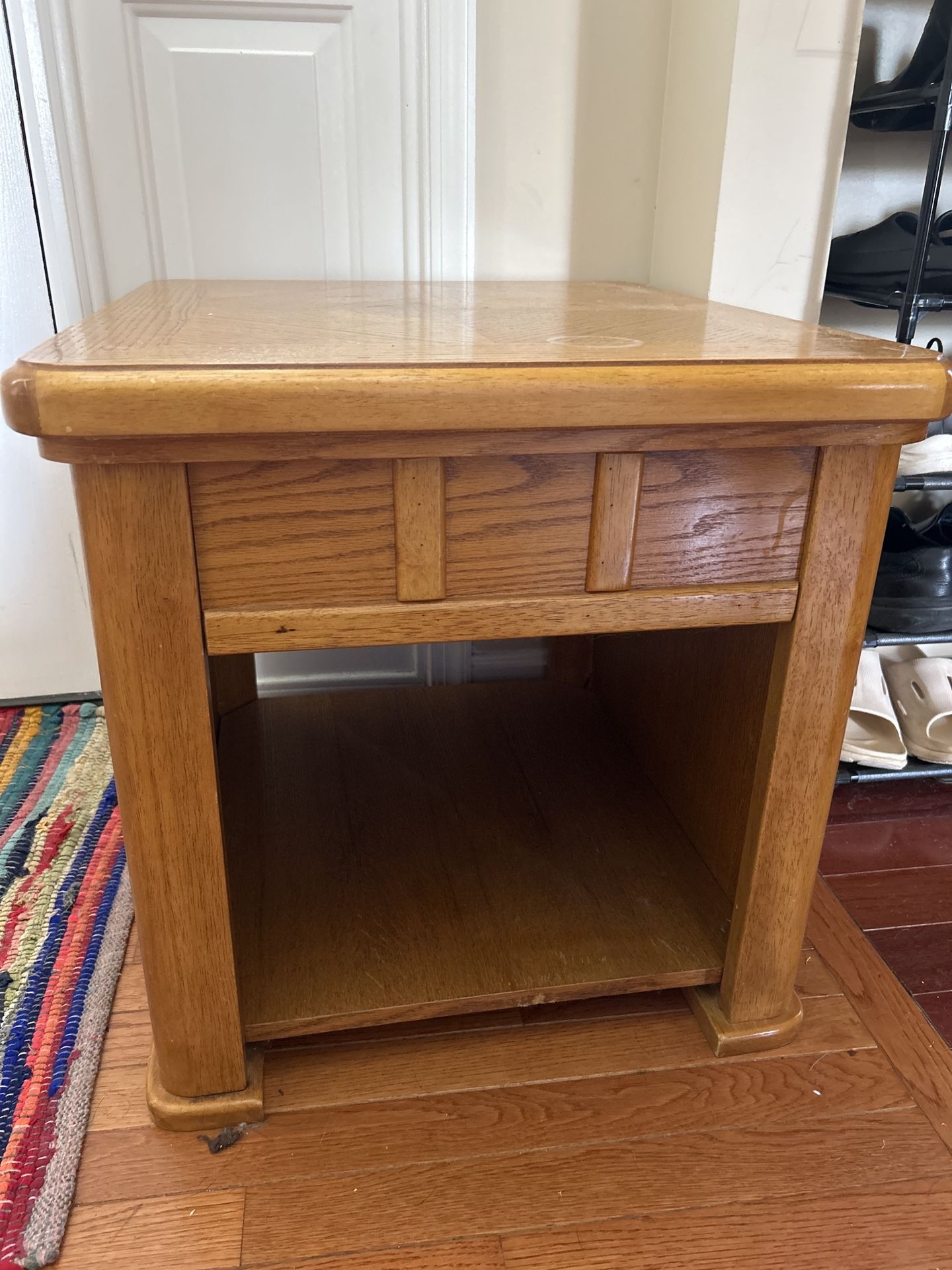 End table