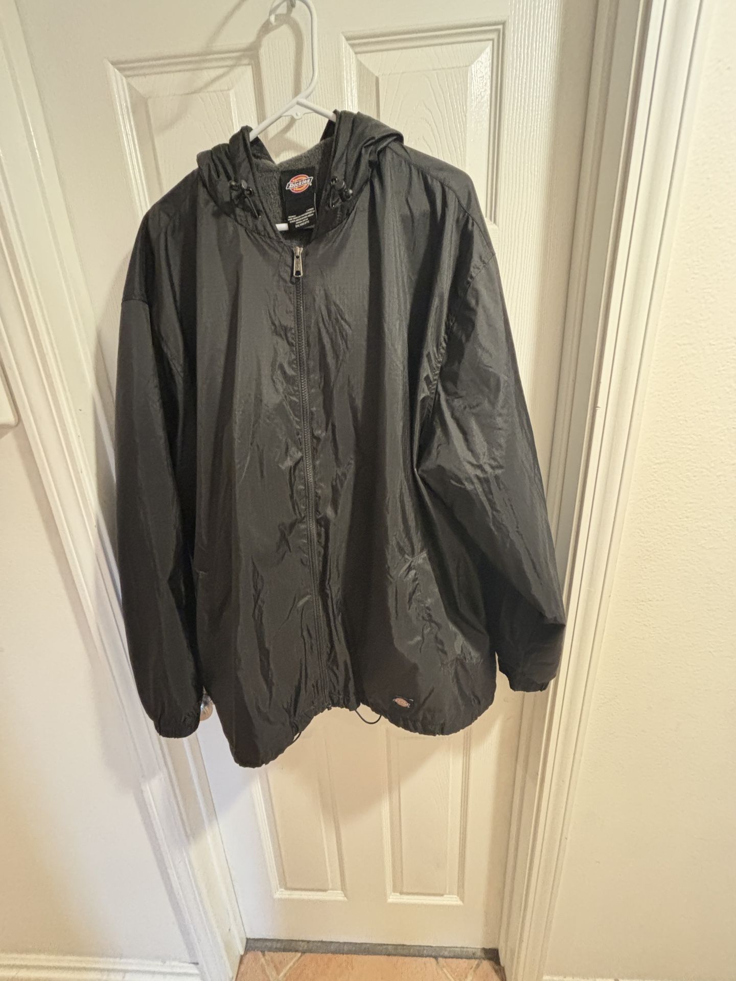 2XL DICKIES WINDBREAKER TRIED ON