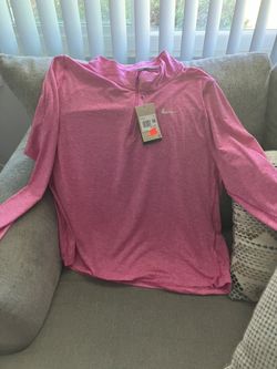 Women’s Nike Shirt