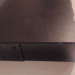 Software S18e Gigabit Ethernet Switch. 